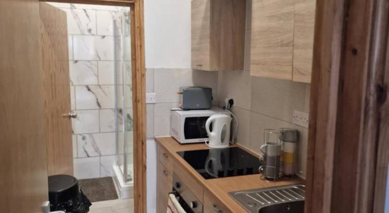 Apartment with patio | Close to Liverpool Metropolitan Cathedral — photo 5
