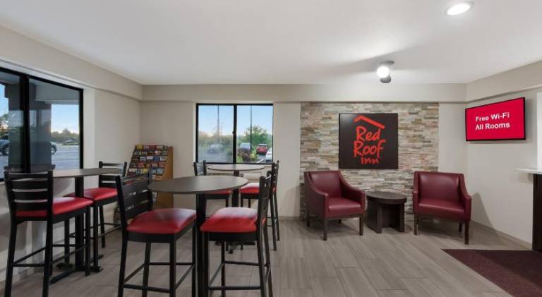 Red Roof Inn Mansfield — photo 3