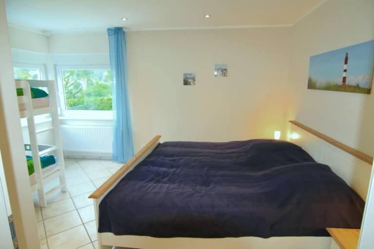 Child-friendly holiday apartment with BBQ, patio & garden | Beach nearby | Pets are welcome — photo 4
