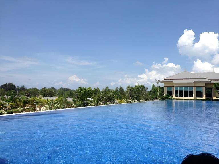 Pleasant house with patio, pool & sauna | Beach nearby | Pet-friendly — photo 3