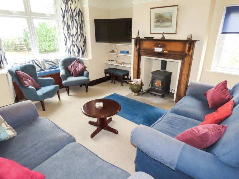 Children-friendly beautiful cottage with garden & BBQ | Pets are welcome — photo 3