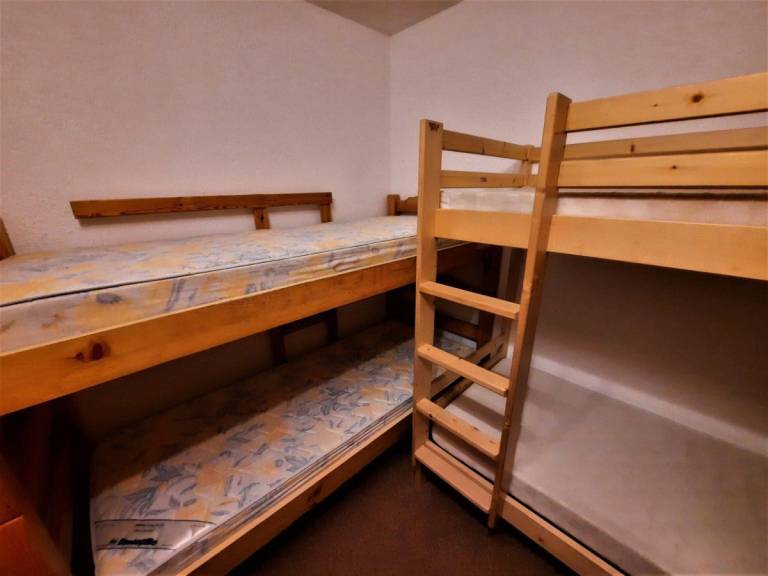 Apartment with 1 room for 5 persons — photo 5