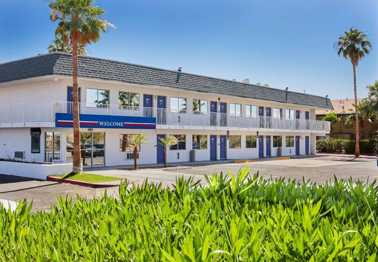 Motel 6 Blythe, CA — photo 3