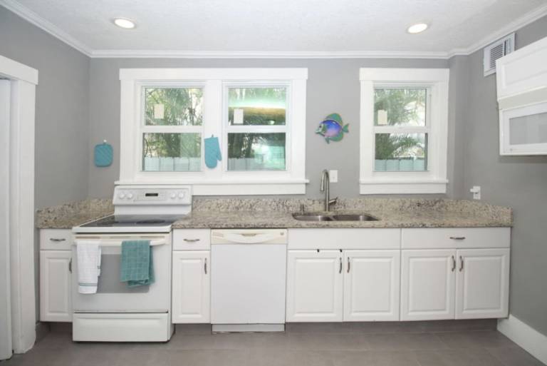 Charming vacation home | Dogs allowed — photo 3