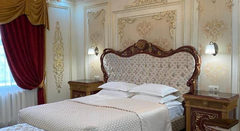 Lion Hotel in Astana