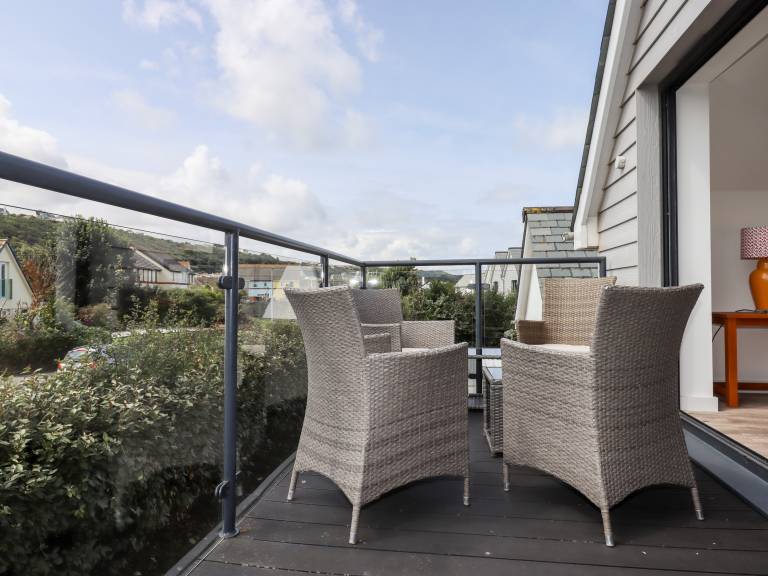Child-friendly beautiful cottage with garden, barbeque & hot tub | Beach view | Pet-friendly — photo 4