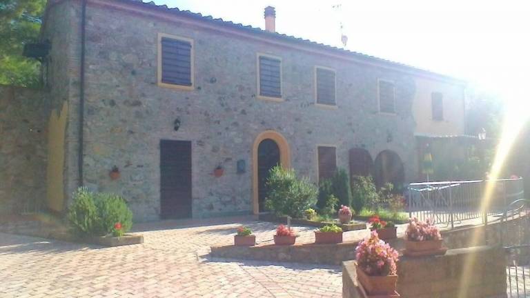 Appartamento Pomaia