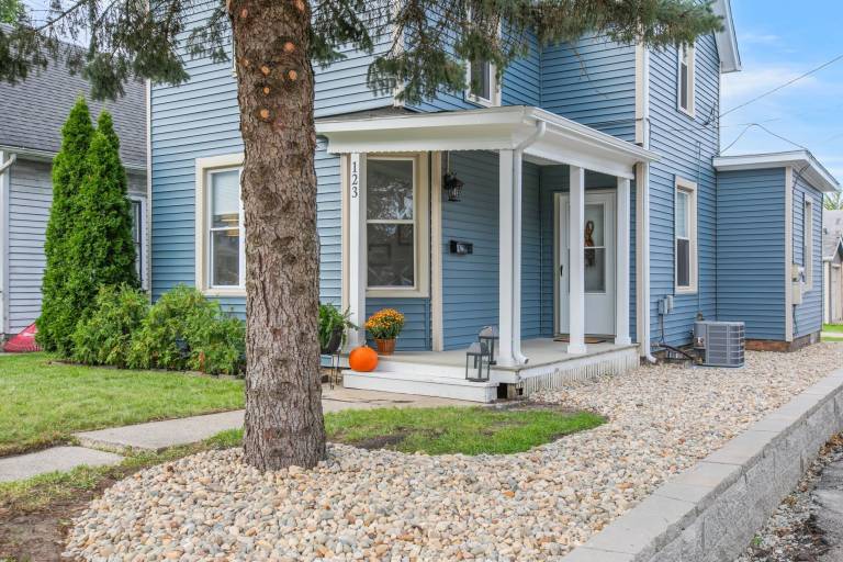 3 Bedroom 2 bath home near Notre Dame 123ND