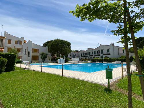 Beautiful holiday apartment with pool & garden | Close to the beach | Pet-friendly — photo 4
