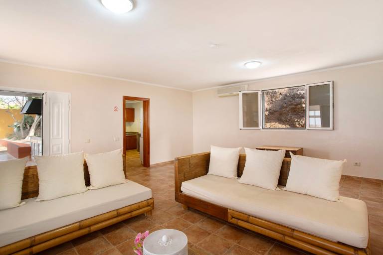 Vacation Home "Vidalenta El Salobre" with Mountain View, Private Pool & Wi-Fi — photo 2