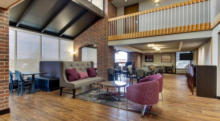 Drury Inn and Suites Poplar Bluff — photo 3