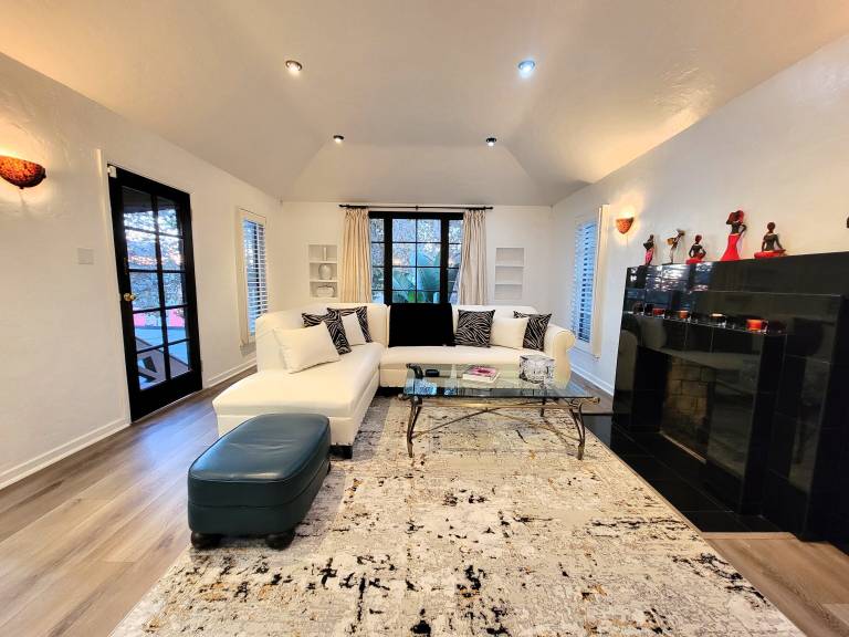 Apartment  West Hollywood