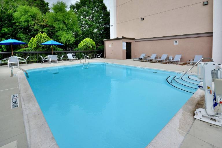 Hampton Inn Raleigh/Durham-Airport — photo 5