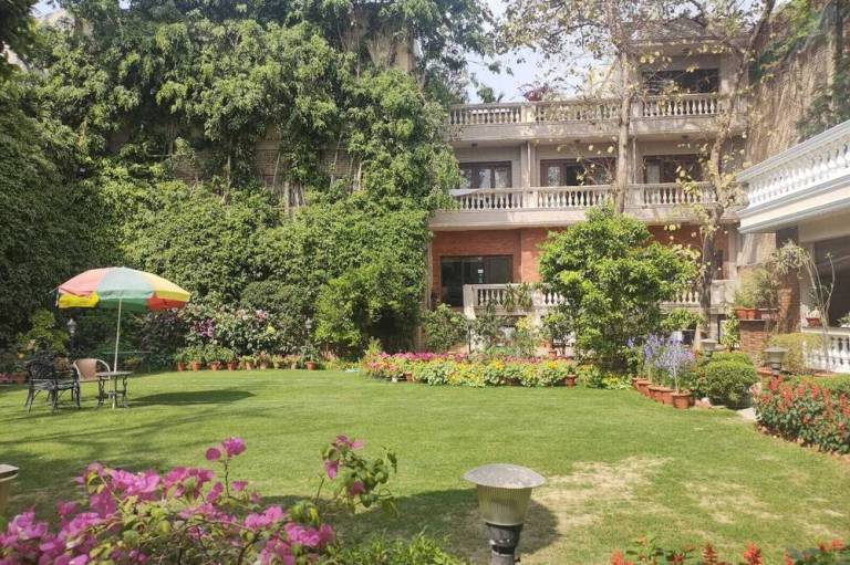 bed & breakfast  New Manglapuri