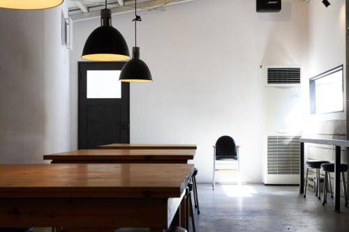 hostel mog