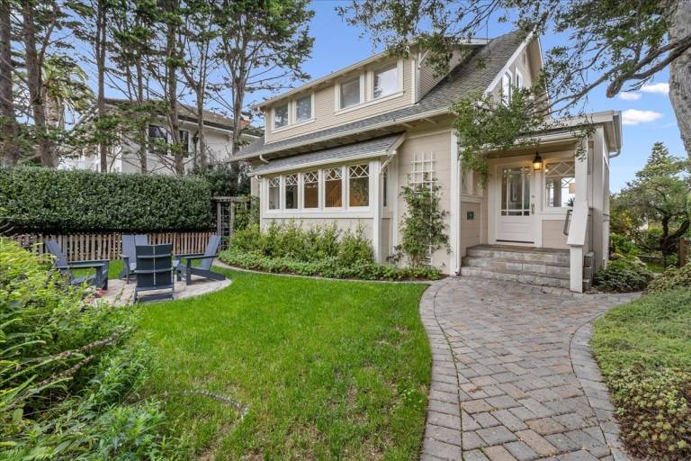 Fully equipped house with garden | Dogs allowed in Pacific Grove, CA
