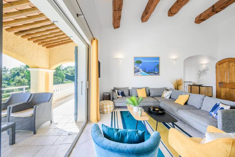 Pleasant villa with pool | Good for workation | Pets are welcome — photo 2