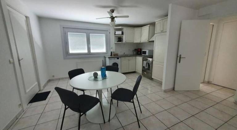 Apartment with 1 room for 4 persons — photo 2