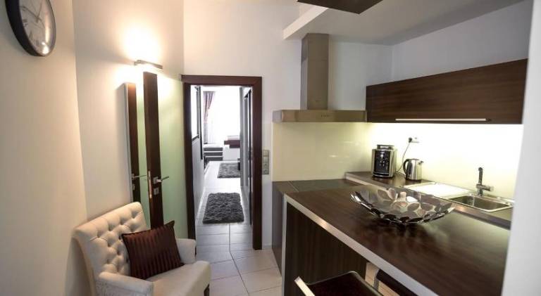 Nice apartment | Near Bratislava Castle | Suitable for remote work | Pet-friendly — photo 2