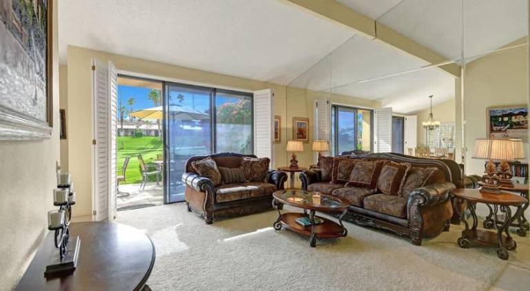 Wonderful house with jacuzzi & pool | Pets allowed in Palm Desert, CA
