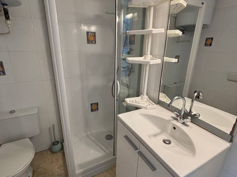 Studio with 1 room for 4 persons — photo 2