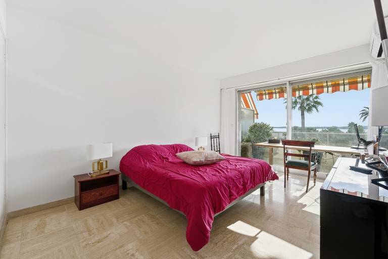 Holiday apartment with terrace & garden | Sea view — photo 5