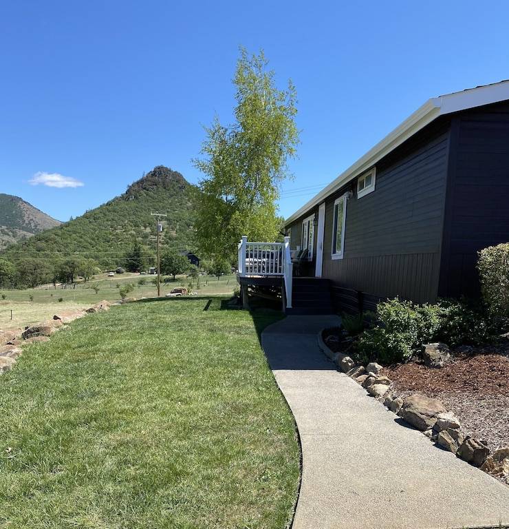 Farmhouse  Ashland