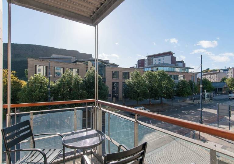 Apartment Leith