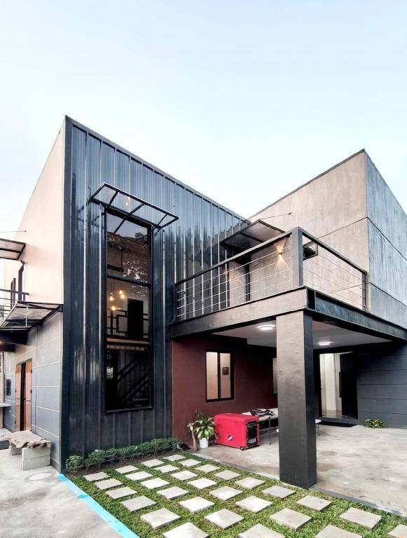Vacation home with barbeque & pool | Dogs allowed — photo 4