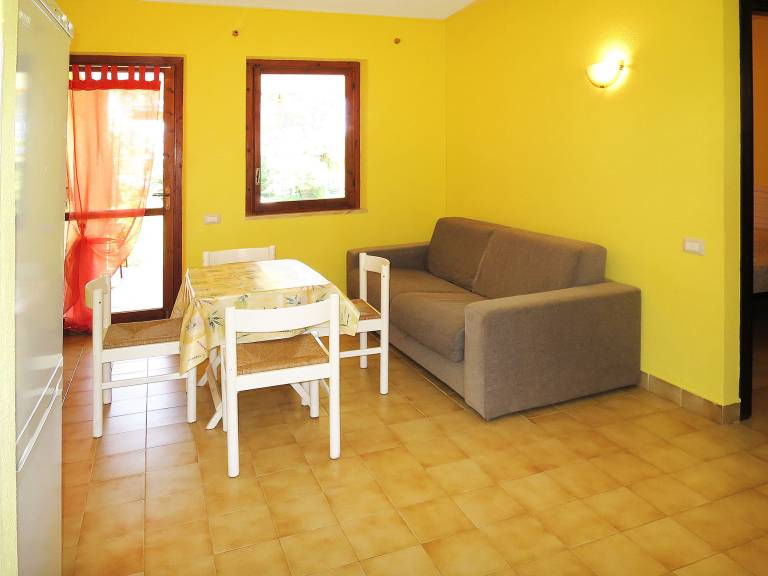 Vacation home with BBQ, garden & terrace — photo 4