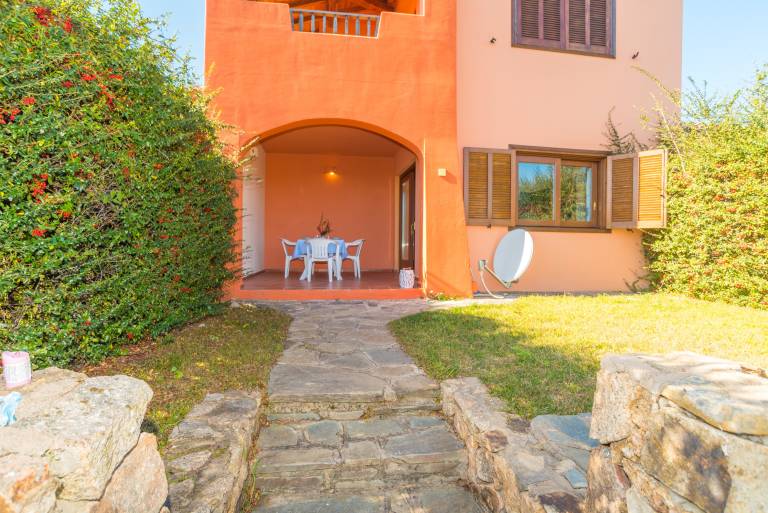 Apartment ‘Villetta Porto Ottiolu 203” Close to Marina and Beach with Balcony in Budoni