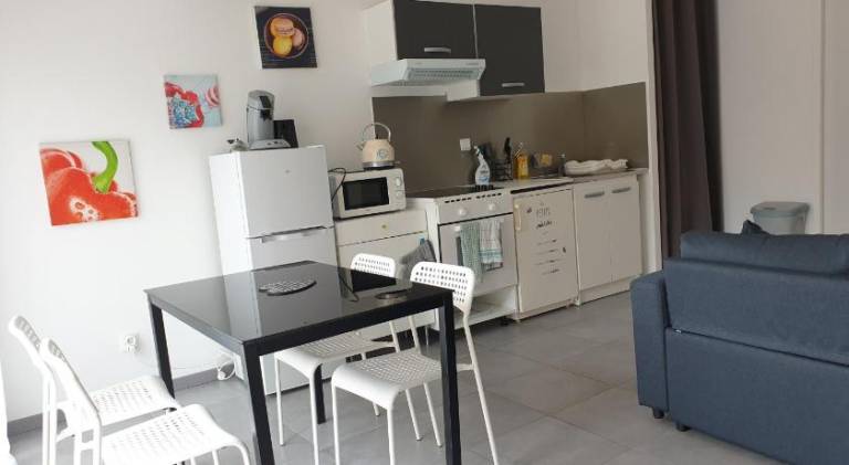 Bel Appartement T2 Climatise avec piscine Poitiers-Futuroscope-CREPS de Poitiers — photo 2
