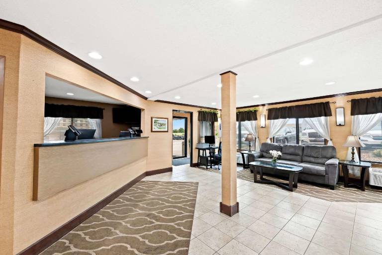 Quality Inn North Platte — photo 4