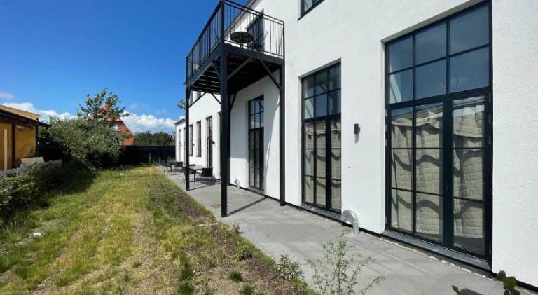 Cozy and Bright Apartments with Private Car Park — photo 3