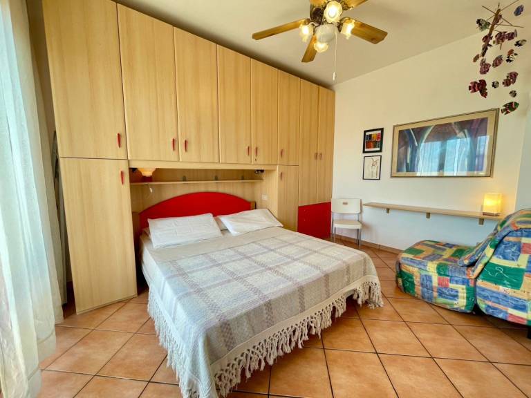 Rental apartment with pool | Water view — photo 2
