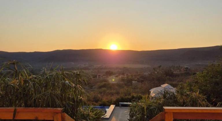 Casa de Maitreya - piscina, ar condicionado — photo 4
