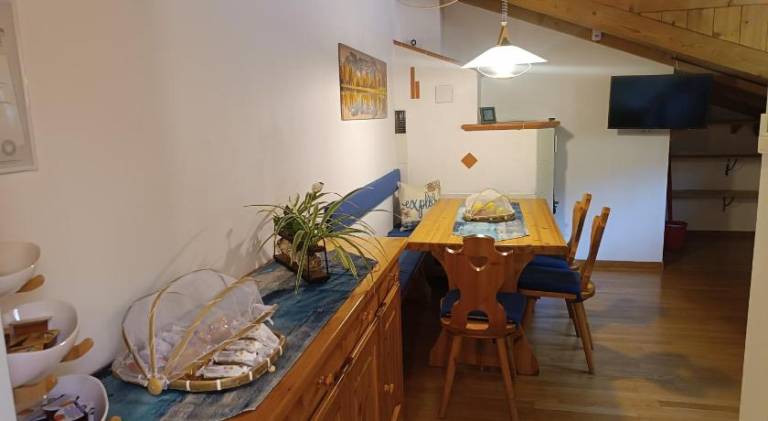 Holiday apartment with 2 rooms for 4 persons — photo 3
