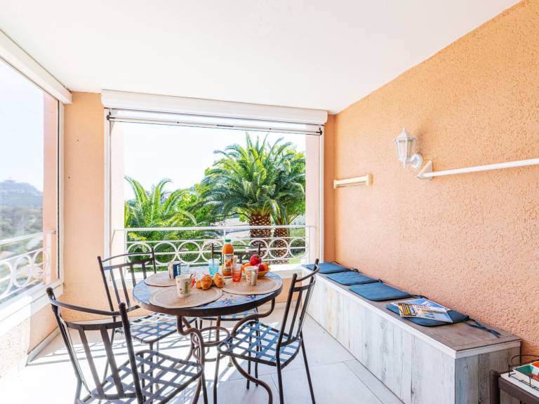 Family-oriented charming holiday apartment with garden, pool & terrace | Next to the beach | Pets allowed — photo 5