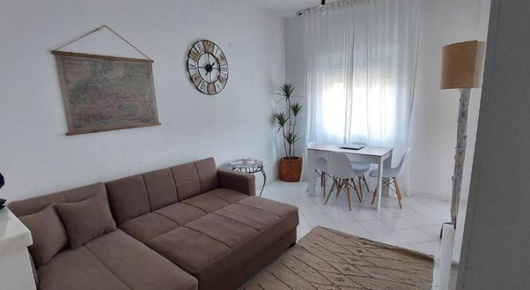 Fully equipped wonderful apartment with patio | Close to the beach | Pet-friendly in Carrara