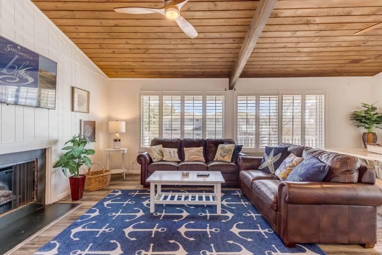 Child-friendly lovely vacation home with garden, jacuzzi & private pool | Beach nearby | Dogs allowed — photo 3