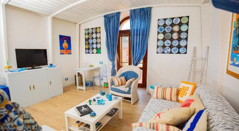 Holiday apartment with 3 rooms for 6 persons — photo 2