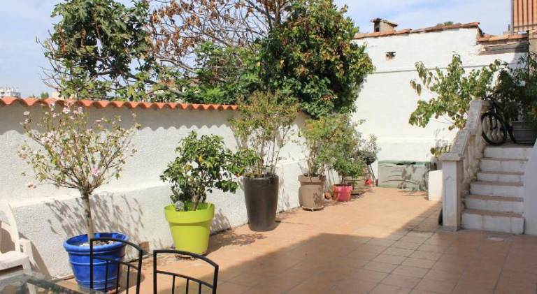 Maison, 2chambres, gde terrasse, prox SNCF, friche et Vieux Port — photo 4
