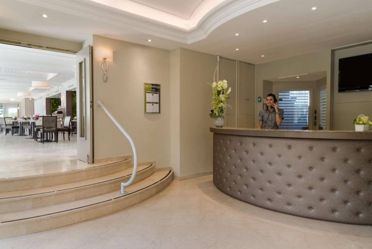 The Originals Boutique, Hôtel Les Strélitzias, Antibes Ouest — photo 4