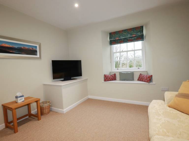 Fully equipped cottage with yard | Pets are welcome — photo 4
