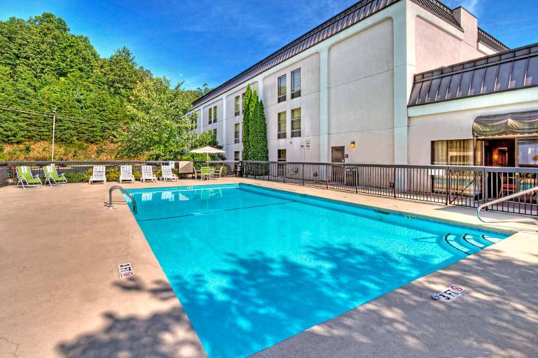 Hampton Inn Franklin — photo 2