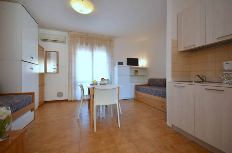 Family-oriented studio with terrace | Beach nearby | Dogs allowed — photo 2