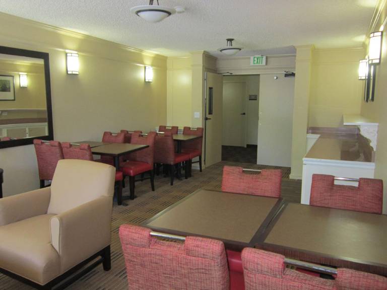 Extended Stay America Suites - Fremont - Fremont Blvd. South — photo 4