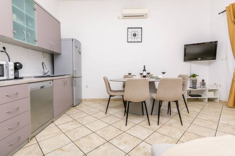 Apartment Kiara near the beach — photo 4