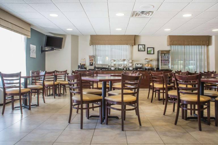 Sleep Inn Amherst - Buffalo North near University — photo 4