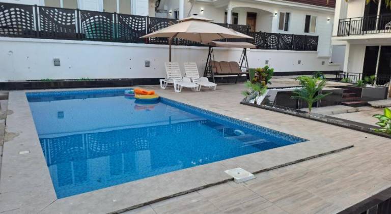 Beautiful holiday apartment with pool & hot tub | Pets allowed — photo 3